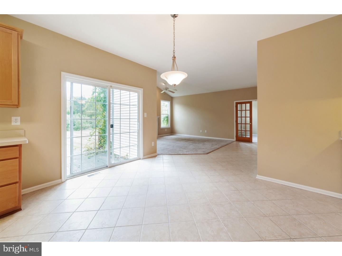 462 Oakshade Road Shamong, NJ 08088 - Photo 8 of 24 Kitchen
