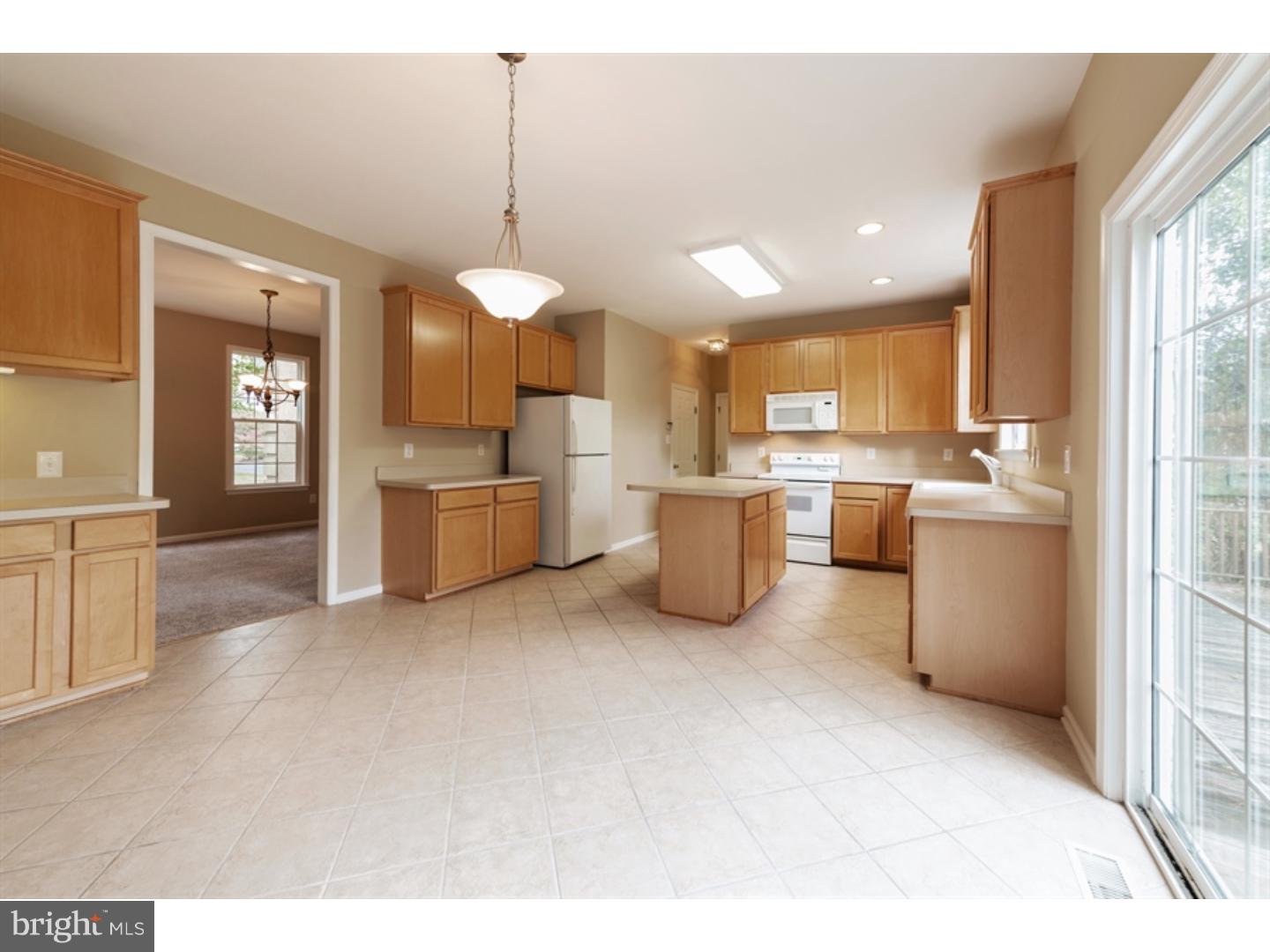 462 Oakshade Road Shamong, NJ 08088 - Photo 9 of 24 Kitchen