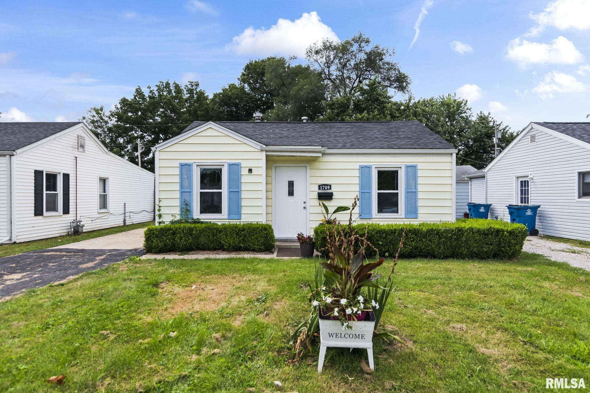 1709 North 20th Street Springfield, IL 62702 - Photo 1 of 20 Gallery Image 1