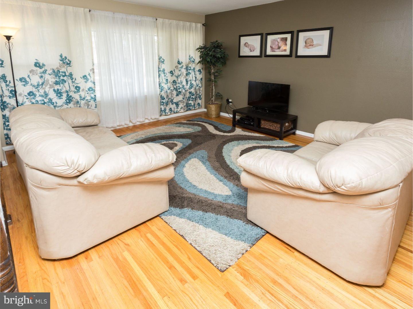 26 Rutgers Drive Delran, NJ 08075 - Photo 2 of 25 Gallery Image 2