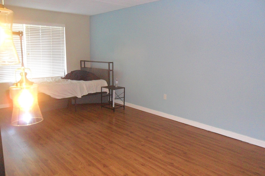 1550 Worcester Road, Unit 528 Framingham, MA 01702 - Photo 5 of 38