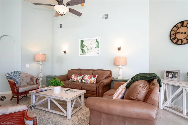 $4,700 | 3058 Driftwood Way, Unit 4408, Naples, FL 34109