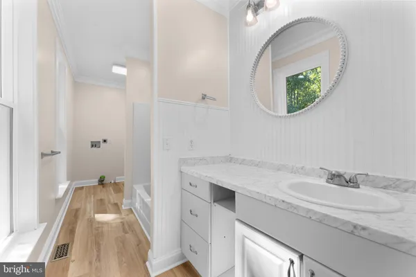 a bathroom with a toilet