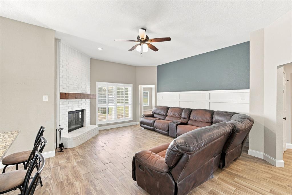 760 South Ridge Drive Midlothian, TX 76065 - Photo 7 of 35 Gallery Image 7