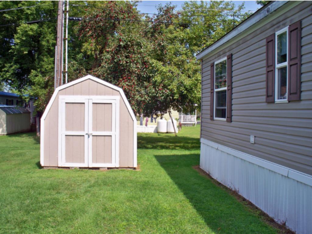 5 Brookside Mobile Manor Rutland, VT 05701 - Photo 4 of 25 Gallery Image 4