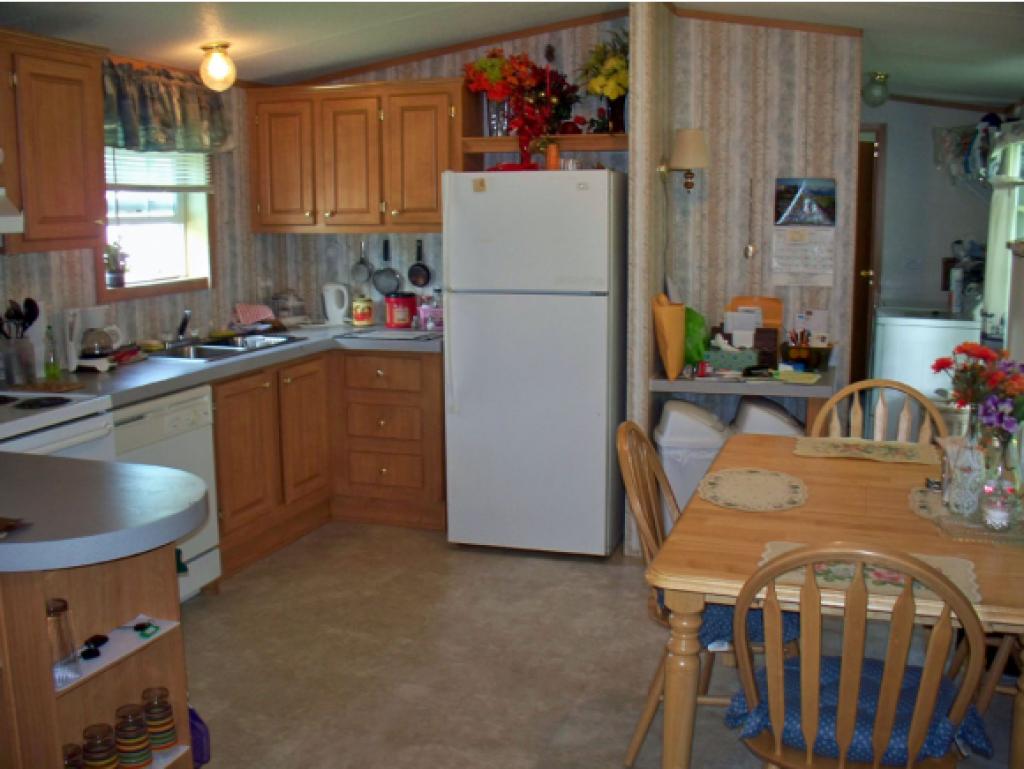 5 Brookside Mobile Manor Rutland, VT 05701 - Photo 8 of 25 Gallery Image 8