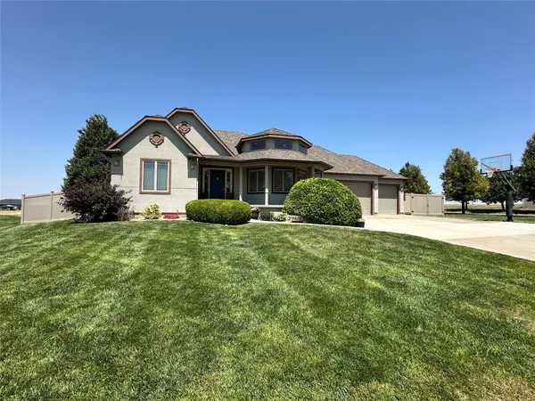 $535,000 | 1306 University Drive, Dodge City, KS 67801