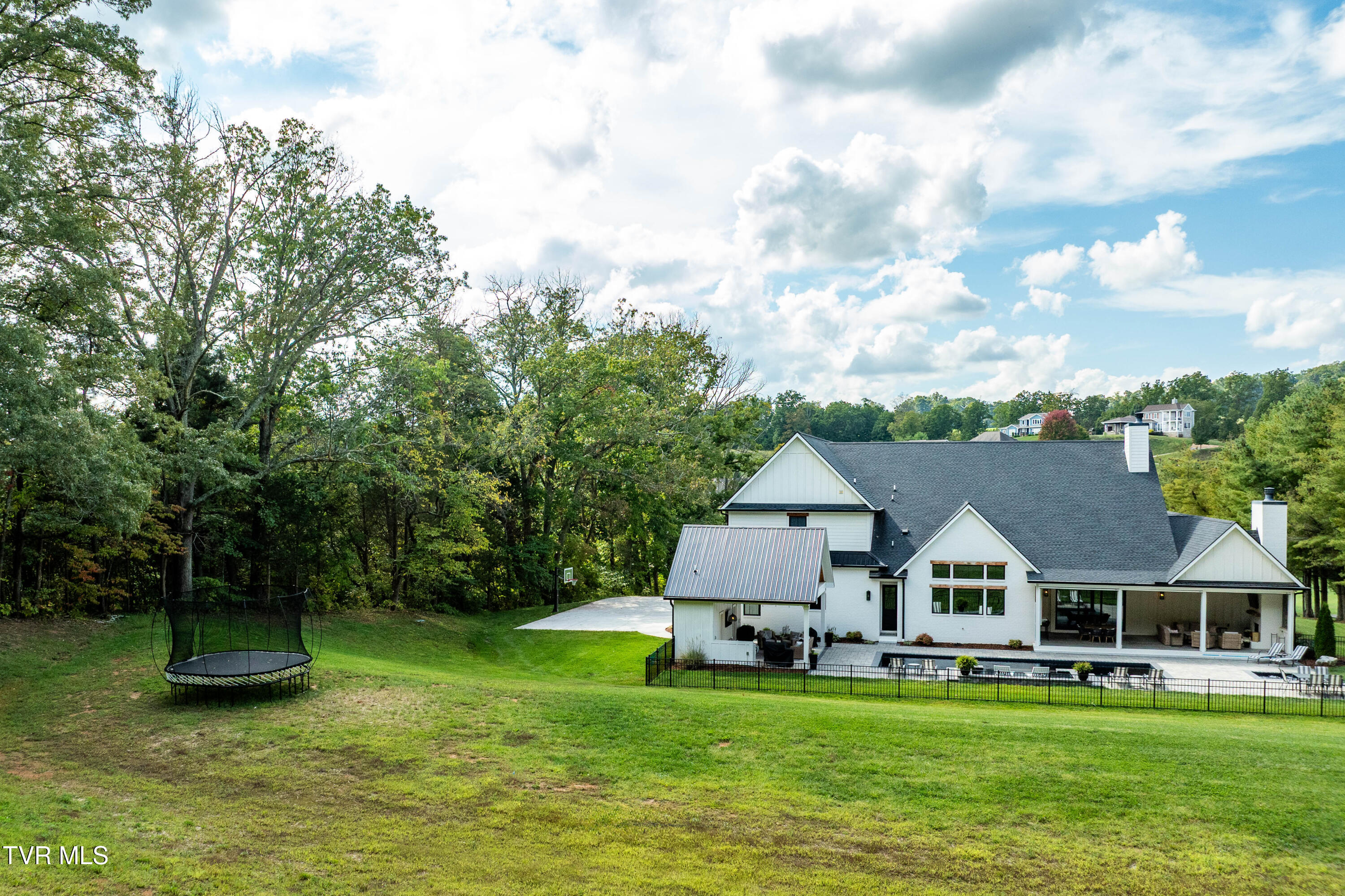 2333 Rock Springs Road Kingsport, TN 37664 - Photo 140 of 165 2333 Rock Springs Road (27 of 169)