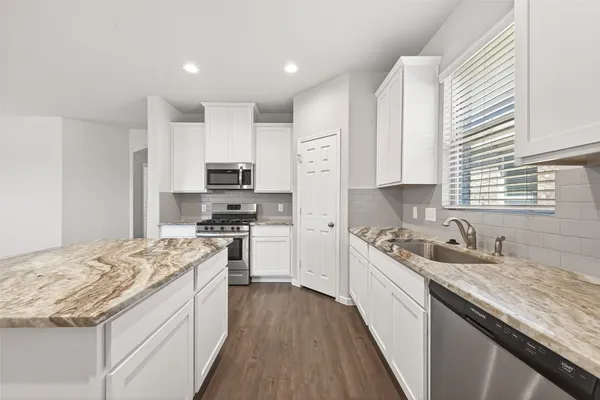 $2,400 | 17727 Chartertree Lane, Tomball, TX 77377