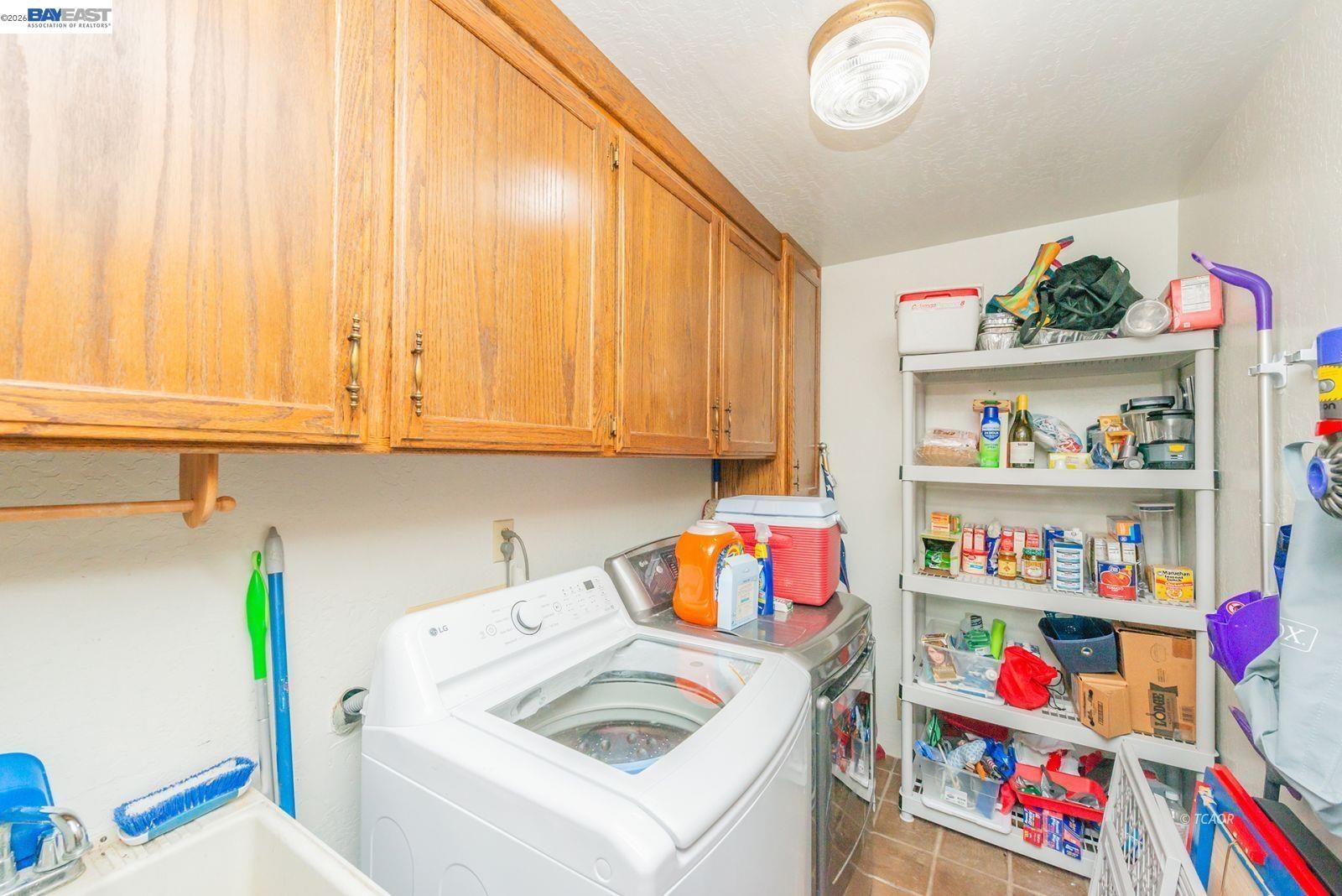 2393 Poker Bar Road Douglas City, CA 96024 - Photo 26 of 52 a utility room with dryer and washer