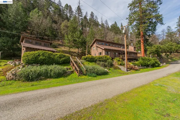 $575,000 | 2393 Poker Bar Road, Douglas City, CA 96024