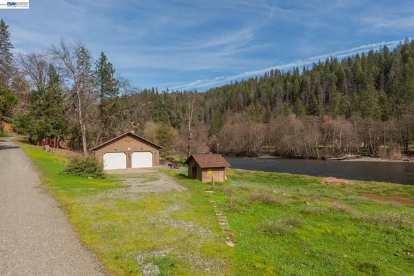 $575,000 | 2393 Poker Bar Road, Douglas City, CA 96024