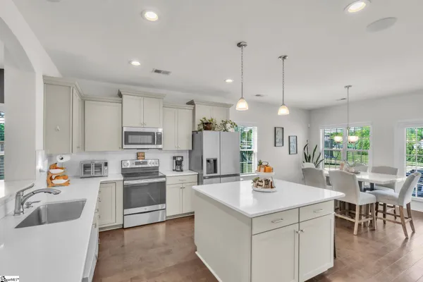 $487,500 | 1017 Waterside Drive, Easley, SC 29642