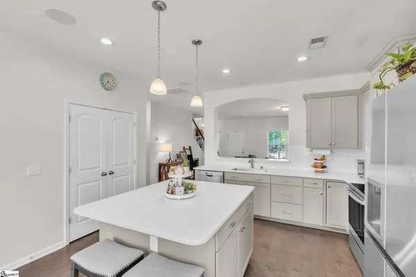 $487,500 | 1017 Waterside Drive, Easley, SC 29642