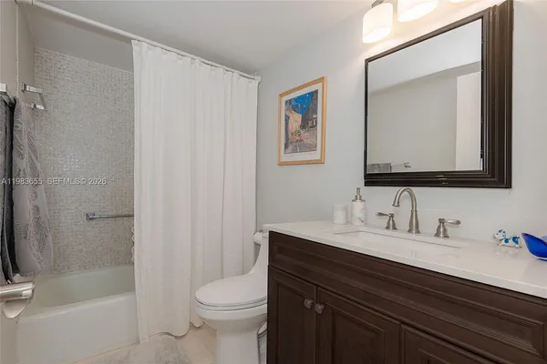 $2,500 | 2731 Northeast 14th Street, Unit 335, Pompano Beach, FL 33062