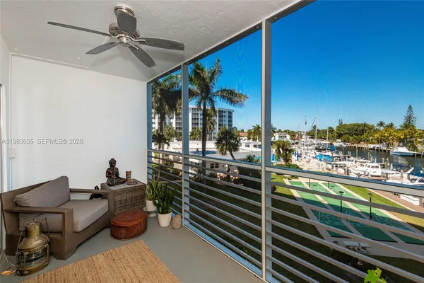 $2,500 | 2731 Northeast 14th Street, Unit 335, Pompano Beach, FL 33062