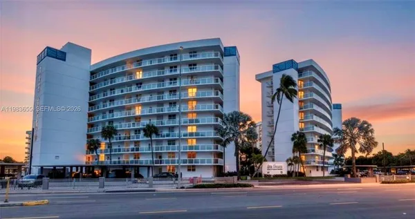 $2,500 | 2731 Northeast 14th Street, Unit 335, Pompano Beach, FL 33062
