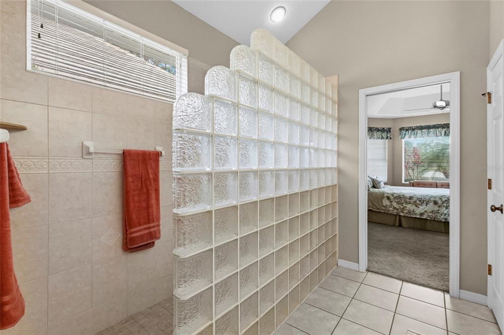 7822 Troon Court Lakewood Ranch, FL 34202 - Photo 11 of 83