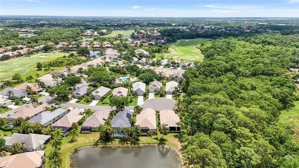 $678,000 | 7822 Troon Court, Lakewood Ranch, FL 34202