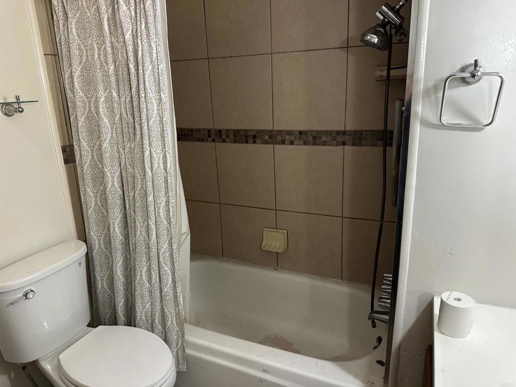 8301 Mission Gorge Road, Unit 274 Santee, CA 92071 - Photo 12 of 41 a bathroom with a shower and a toilet