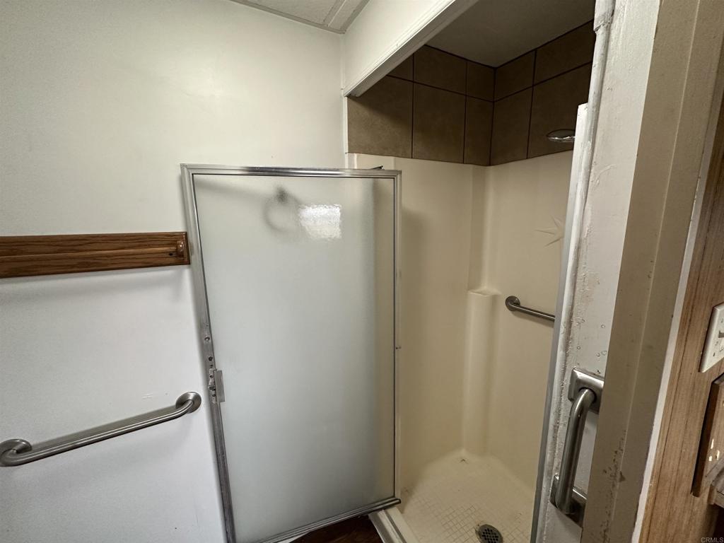 8301 Mission Gorge Road, Unit 274 Santee, CA 92071 - Photo 19 of 41 a view of bathroom