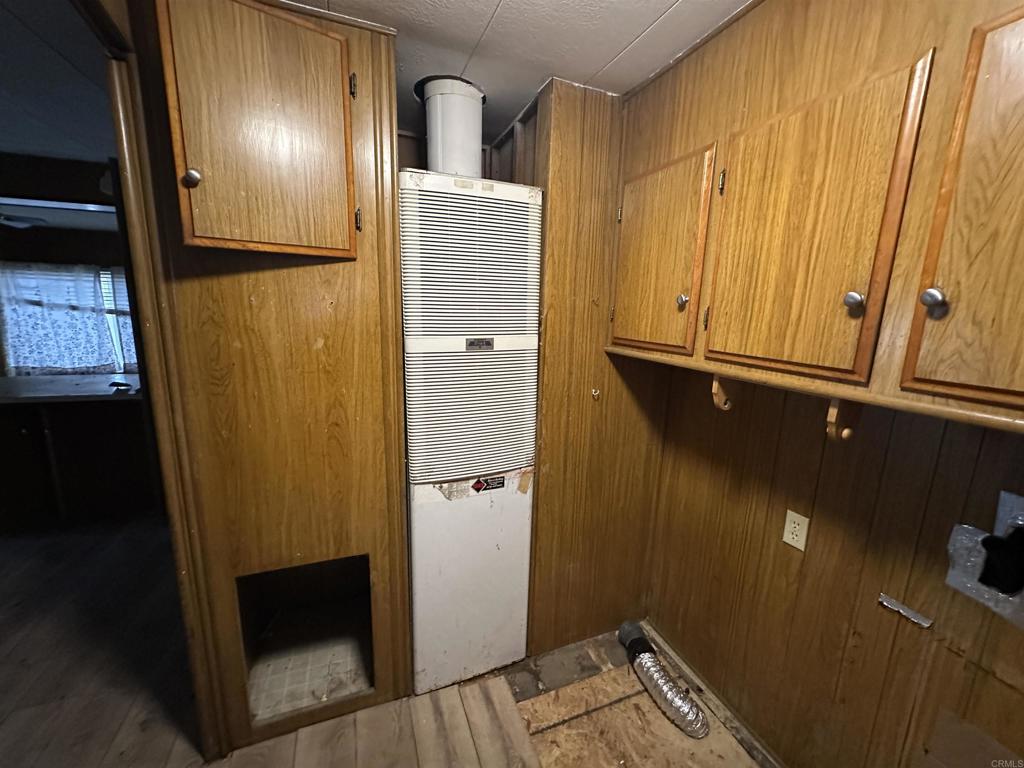 8301 Mission Gorge Road, Unit 274 Santee, CA 92071 - Photo 22 of 41 a view of walk in closet