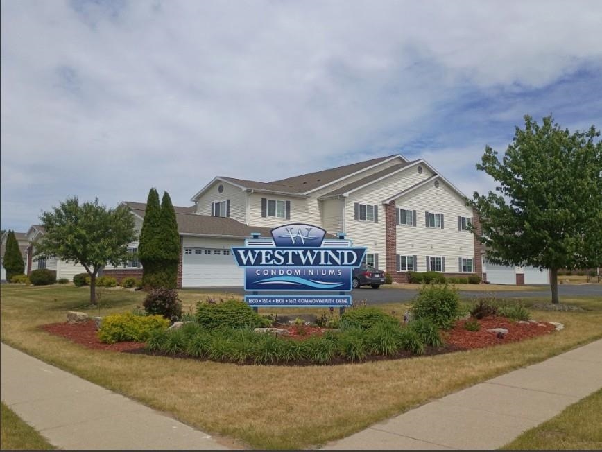 1612 Commonwealth Drive, Unit 8 Fort Atkinson, WI 53538 - Photo 1 of 35