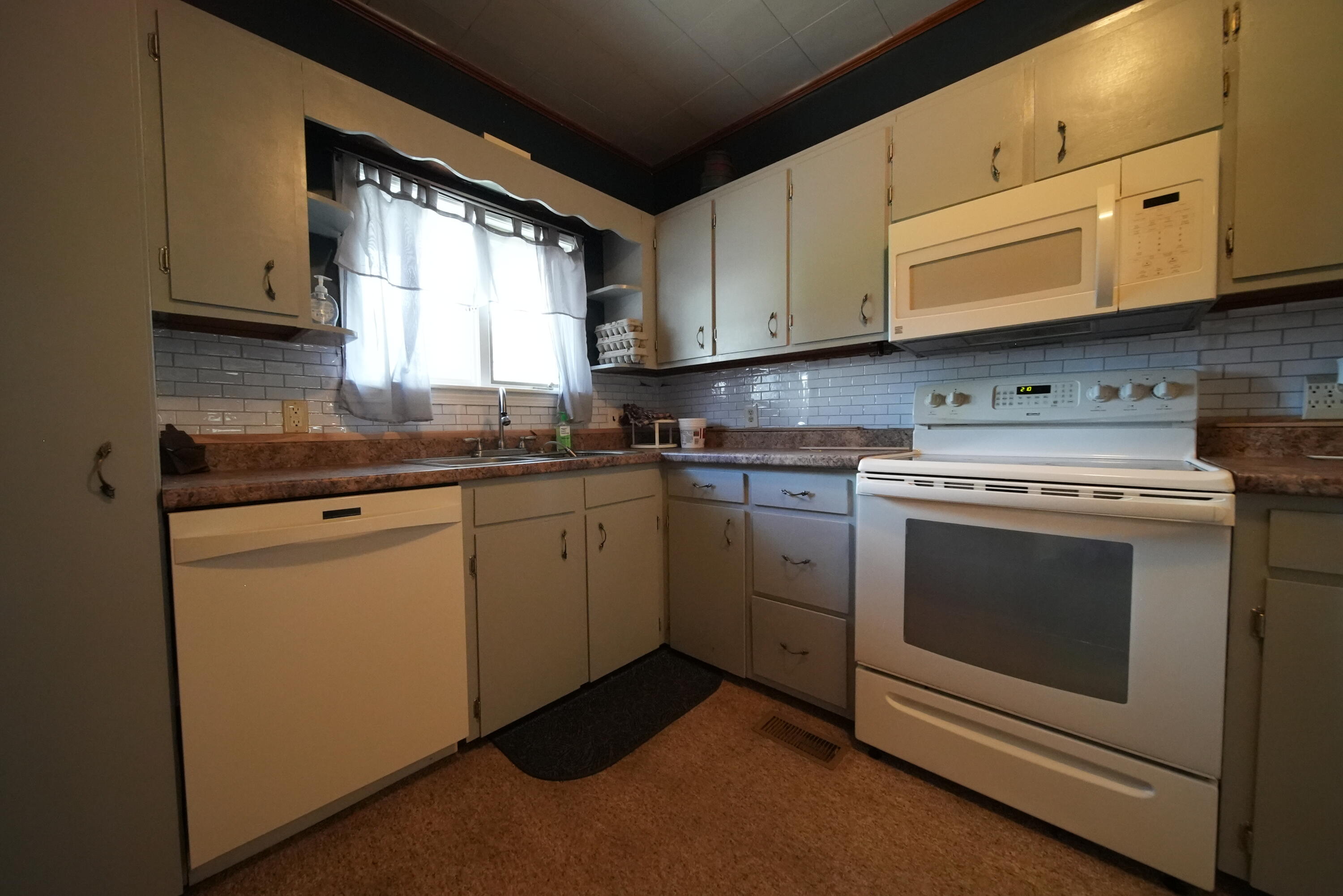 6 Cleveland Street Houlton, ME 04730 - Photo 29 of 63 DSC01215