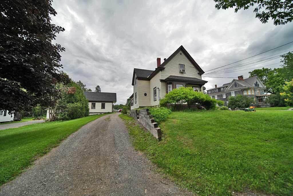 6 Cleveland Street Houlton, ME 04730 - Photo 3 of 63 6-cleveland-houlton-me-2
