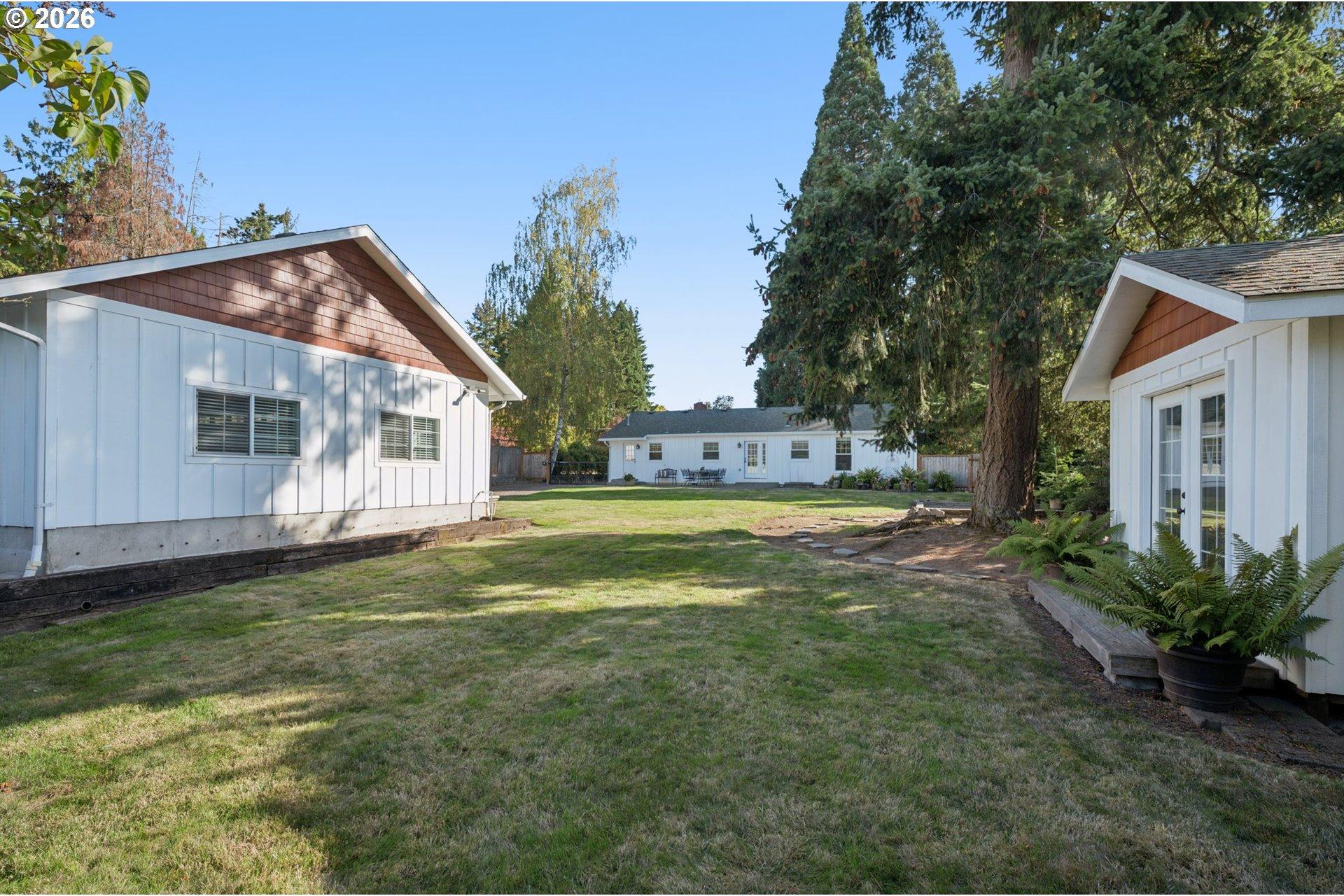7403 Southwest Mapleleaf Street Portland, OR 97223 - Photo 37 of 44 Gallery Image 37