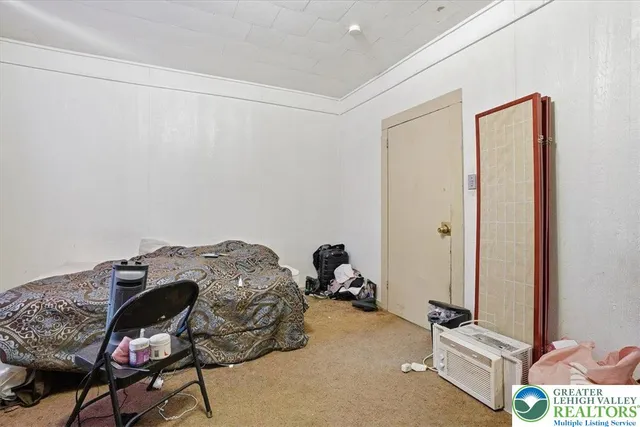 a view of the patio of the house