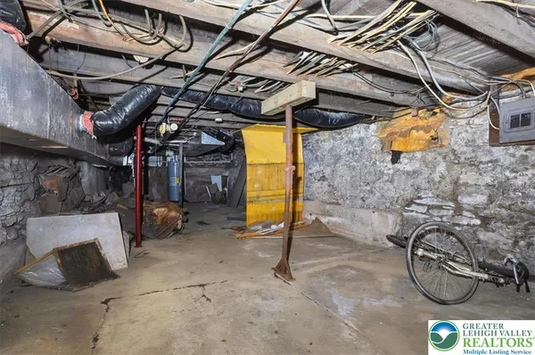 $189,900 | 78 McLean Street, Wilkes Barre, PA 18702