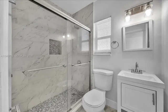 $1,800 | 1839 Funston Street, Unit 5, Hollywood, FL 33020