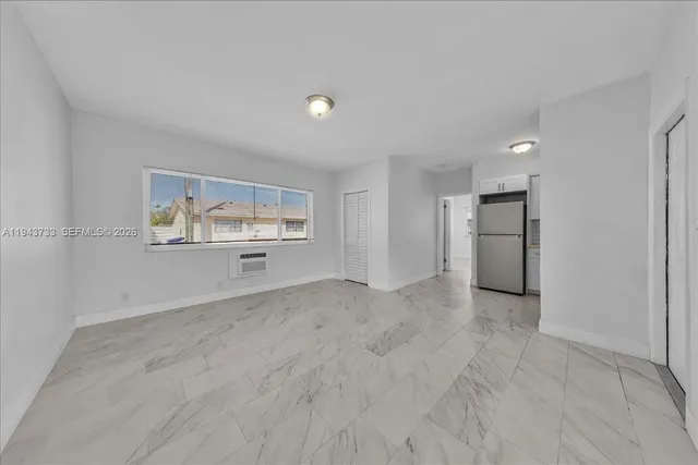 $1,800 | 1839 Funston Street, Unit 5, Hollywood, FL 33020