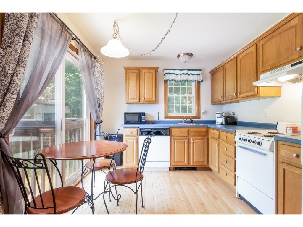 7 Raelynn Drive Derry, NH 03038 - Photo 18 of 29 Gallery Image 18
