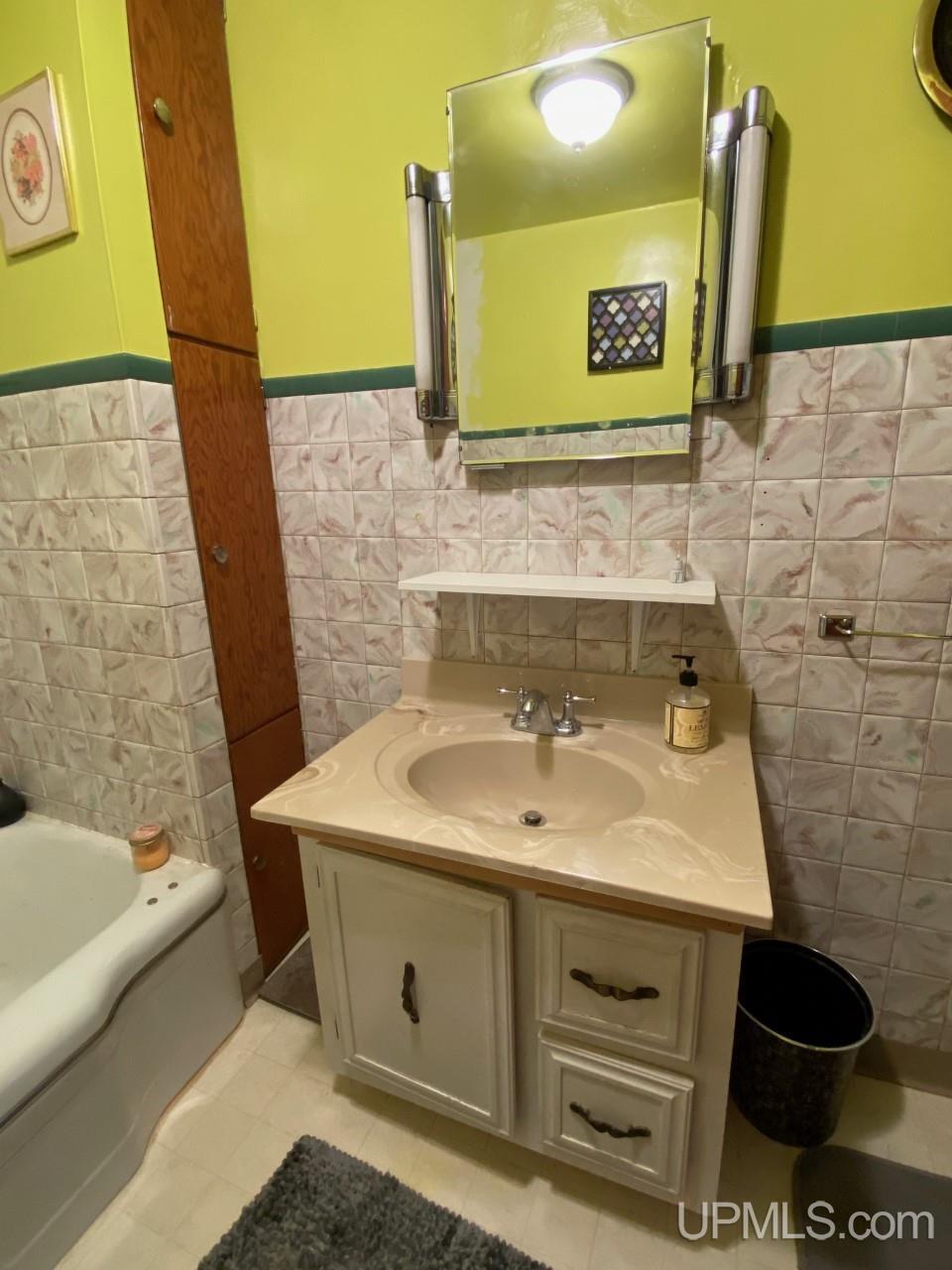 317 Homer Road Iron River, MI 49935 - Photo 13 of 43 Gallery Image 13