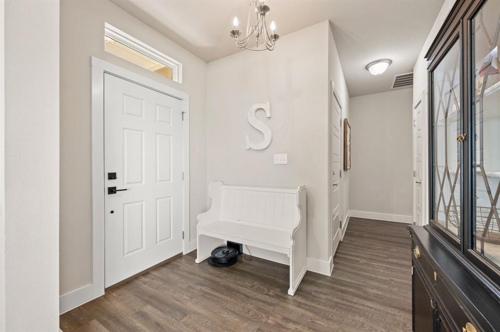 824 East Northside Drive Pilot Point, TX 76258 - Photo 2 of 23 a view of an empty room