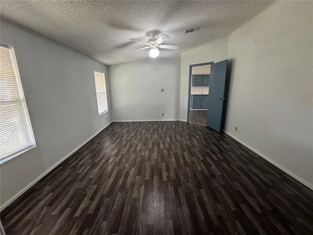 $1,595 | 1827 Leesburg Boulevard, Fruitland Park, FL 34731