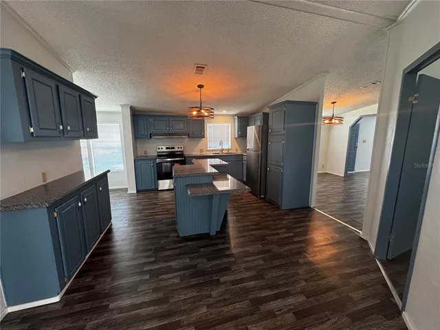 $1,595 | 1827 Leesburg Boulevard, Fruitland Park, FL 34731