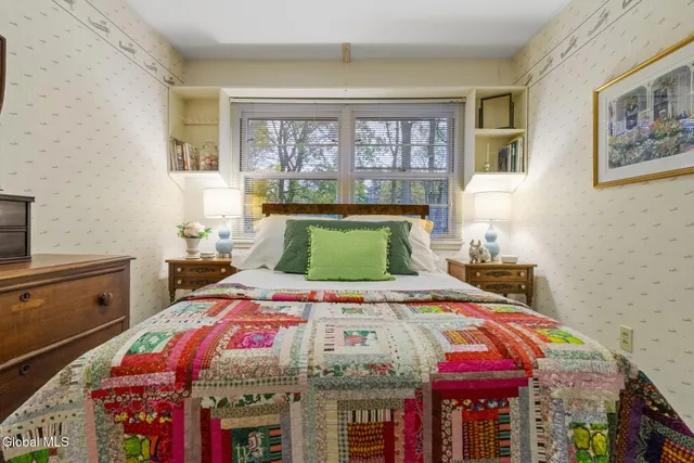 $635,000 | 6 Arbor Drive, Glens Falls, NY 12801