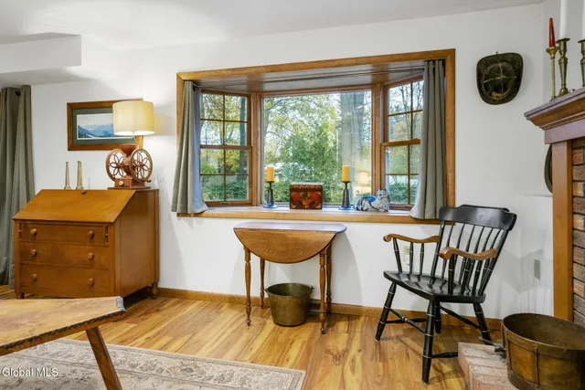 $635,000 | 6 Arbor Drive, Glens Falls, NY 12801