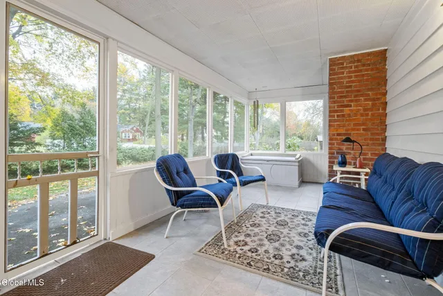 $635,000 | 6 Arbor Drive, Glens Falls, NY 12801