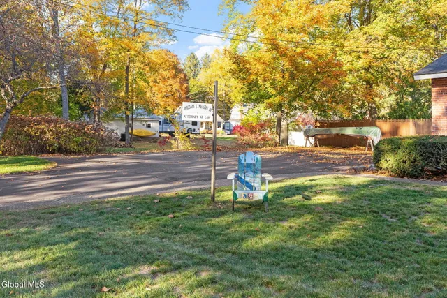 $635,000 | 6 Arbor Drive, Glens Falls, NY 12801