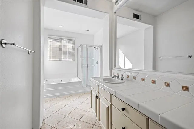 $1,389,900 | 1 Trumpet Vine Street, Ladera Ranch, CA 92694