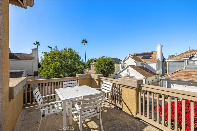 $1,389,900 | 1 Trumpet Vine Street, Ladera Ranch, CA 92694