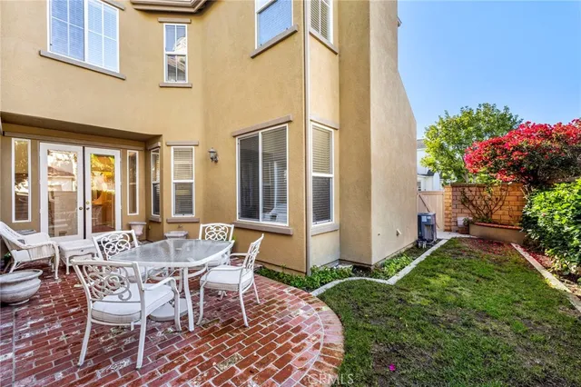 $1,389,900 | 1 Trumpet Vine Street, Ladera Ranch, CA 92694
