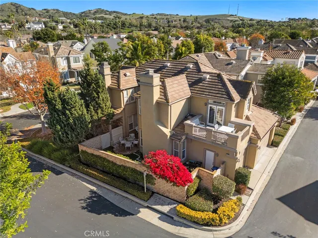 $1,389,900 | 1 Trumpet Vine Street, Ladera Ranch, CA 92694