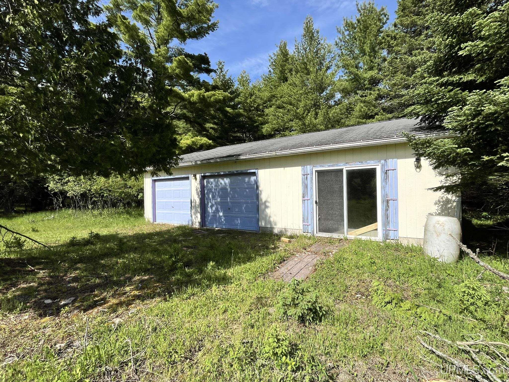 Tbd 16th Road Garden, MI 49835 - Photo 9 of 37