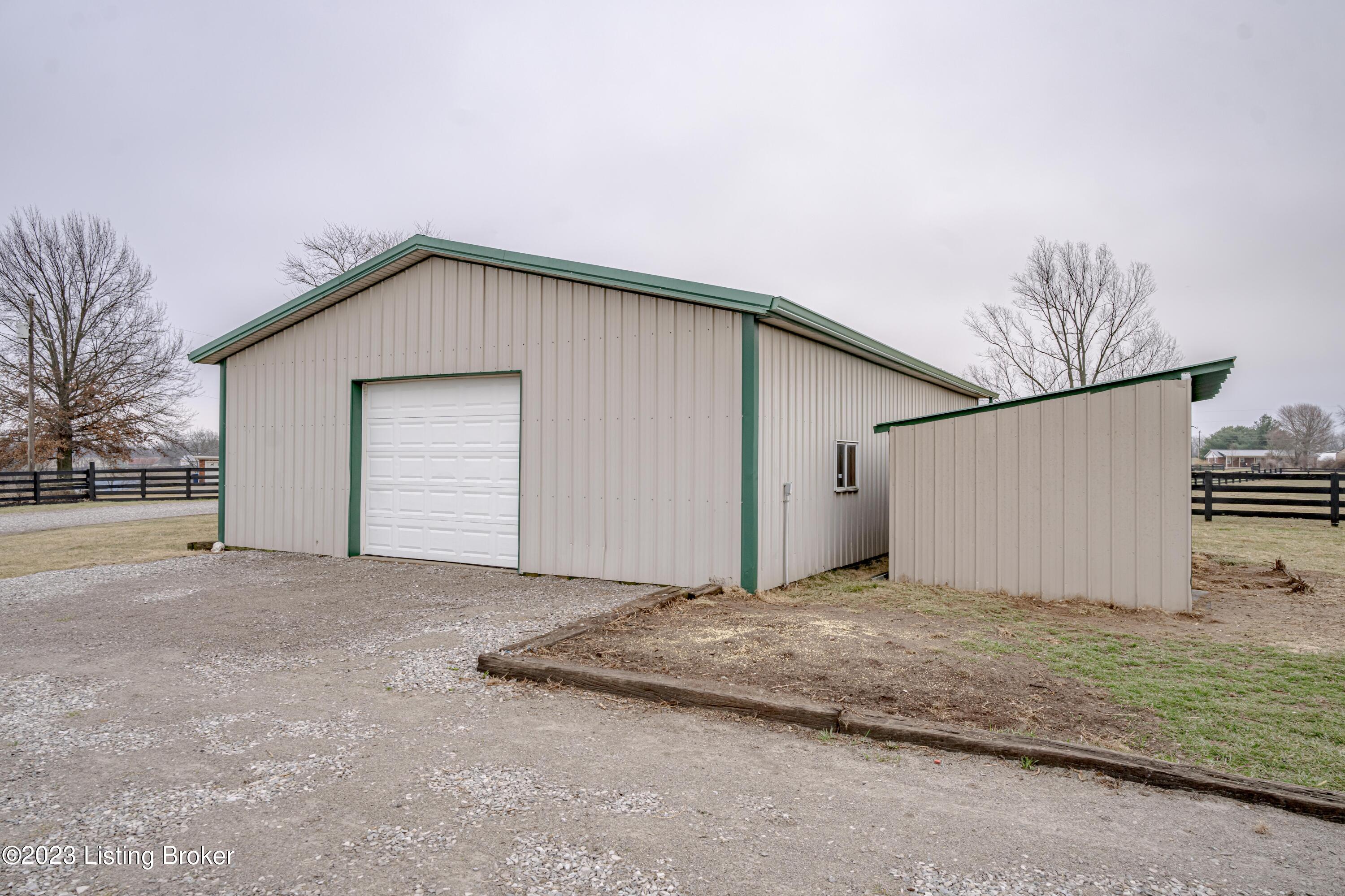 1039 Stapleton Road Shelbyville, KY 40065 - Photo 84 of 98 DSC05409