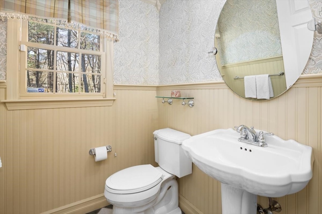 1 Satucket Road Rockland, MA 02370 - Photo 19 of 41 Gallery Image 19
